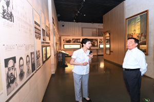 王晨在天津调研时强调 坚定文化自信 继承光荣传统 推动红色基因和红色文化在新时代焕发新活力