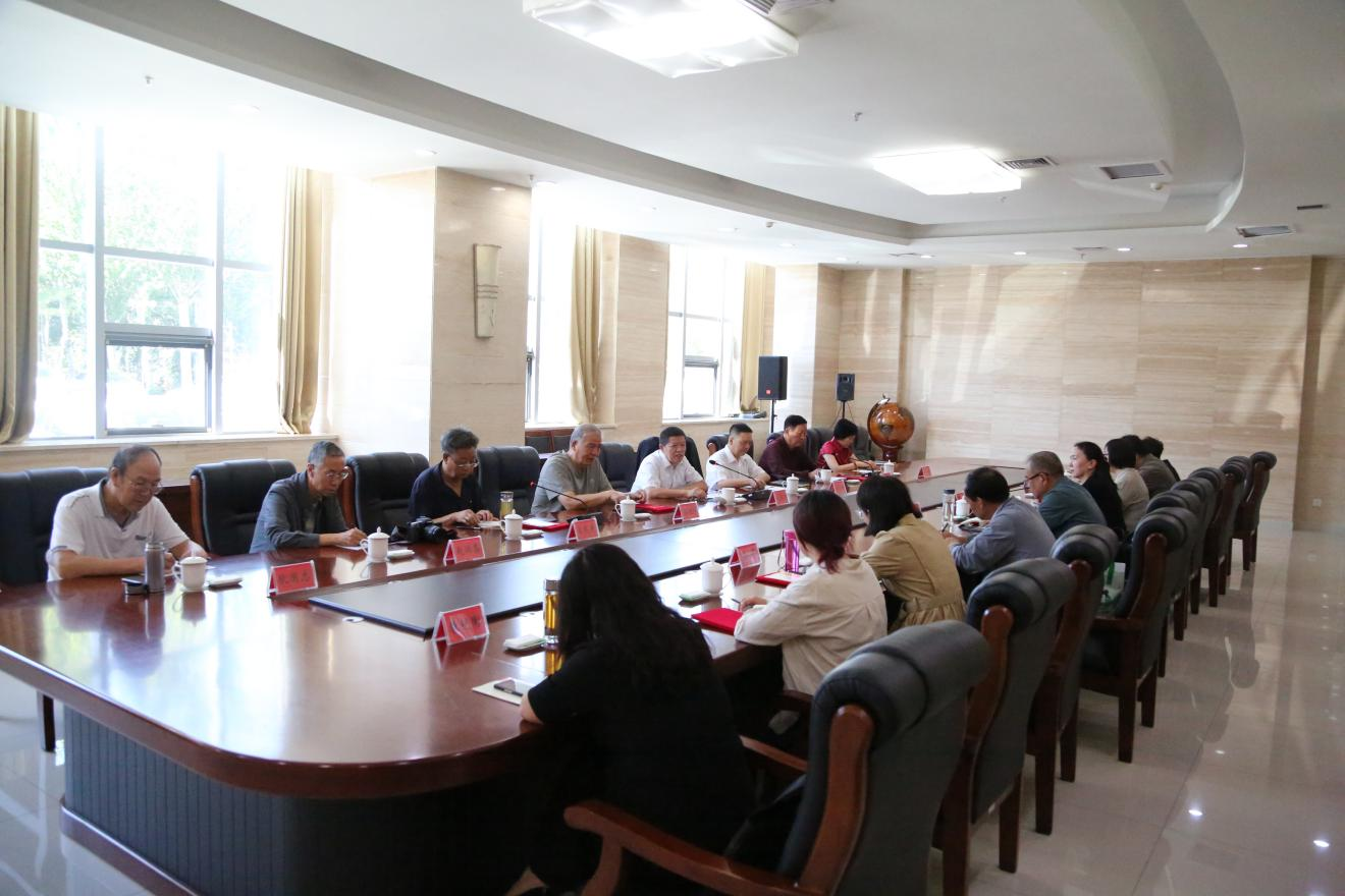 宁夏延安精神研究会召开“纪念中国人民抗日战争暨世界反法西斯战争胜利80周年”座谈会