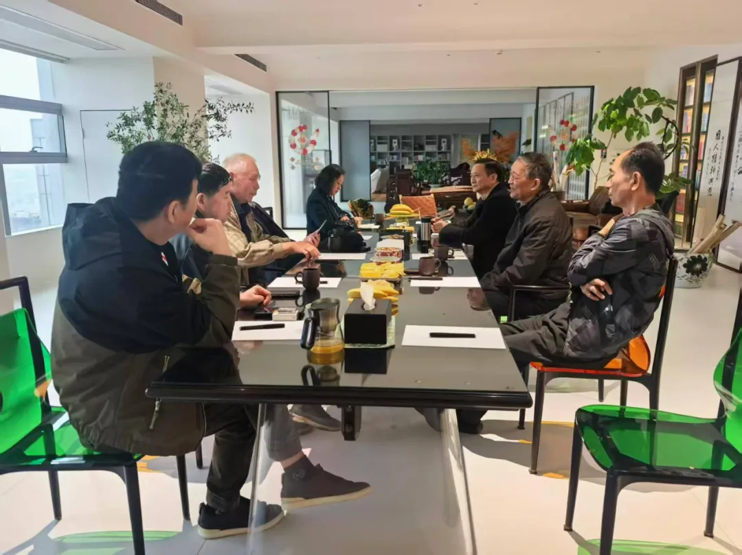 湘鄂延会携手，共探延安精神传承新篇