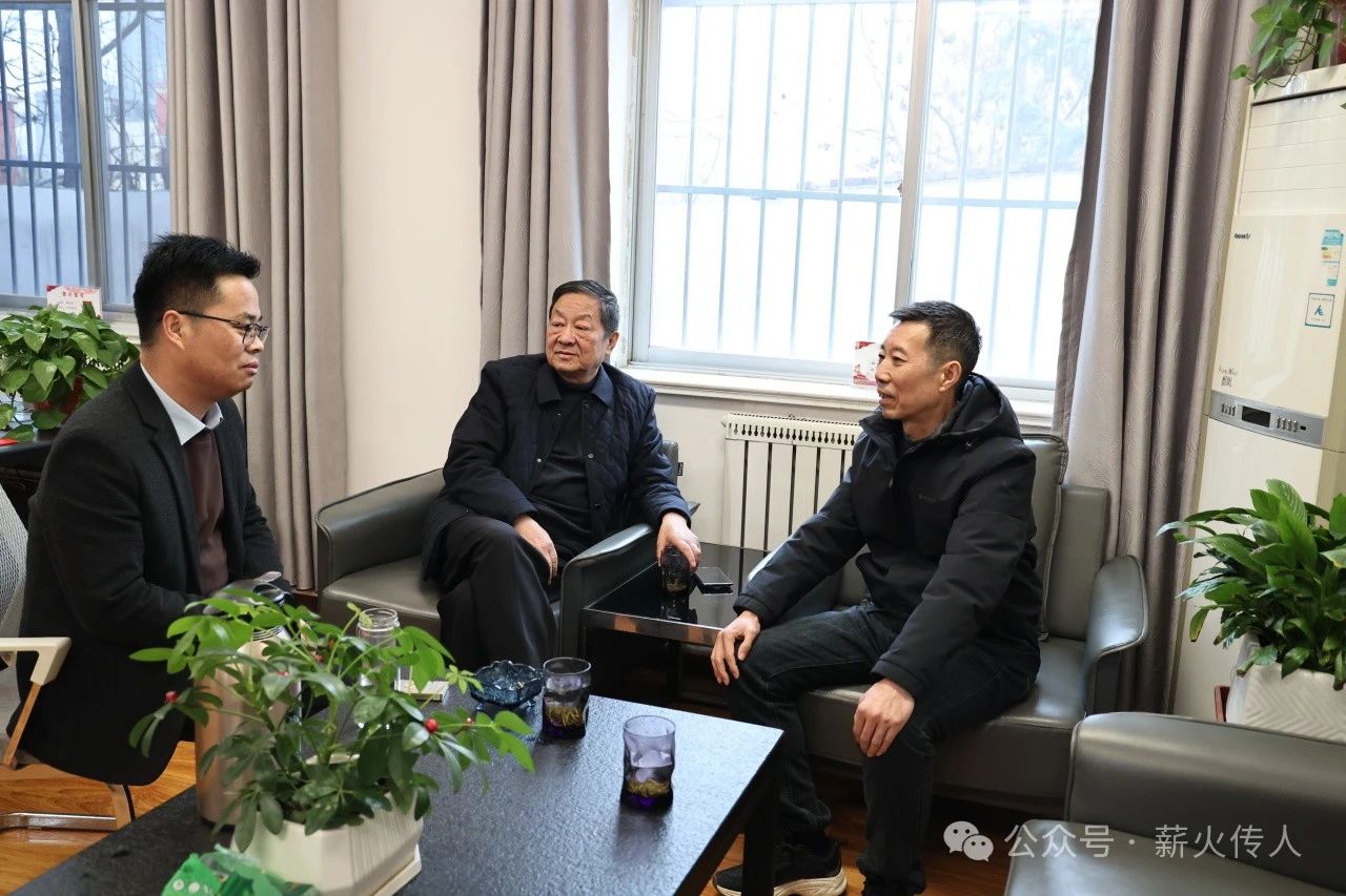 持之以恒推进校园红色教育常态化