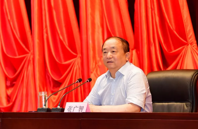 张广智在主题教育专题党课上指出：传承初心担当使命 奋力走好新时代长征路